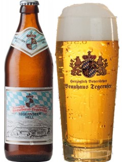deutsches Bier Tegernseer Hell in der 0,5 l Bierflasche mit vollem Bierglas